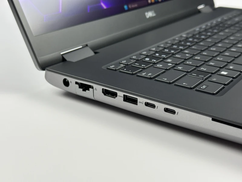 Dell Precision 7770 - procesor i9-12950HX, karta RTX A5500, ekran 17,3" – topowa mobilna stacja robocza do CAD, 3D i zaawansowanych projektów.