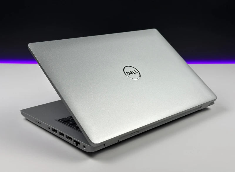 Dell Latitude 5431 - procesor i5-1250P, dotykowy ekran 14" FHD – wydajny laptop biznesowy z klawiaturą US/QWERTY PL do pracy mobilnej i codziennej.