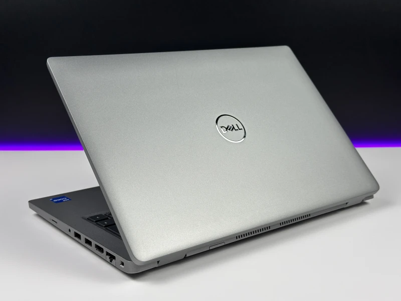 Dell Latitude 5420 z i5-1135G7 – wydajny laptop biznesowy do pracy biurowej, nauki i codziennych zadań. Mobilny, szybki, niezawodny i profesjonalny.