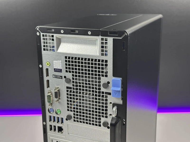 Dell OptiPlex 7080 Mini Tower - procesor i5-10500, Intel UHD Graphics 630, DVD – wydajny komputer biznesowy do biura i pracy wielozadaniowej.