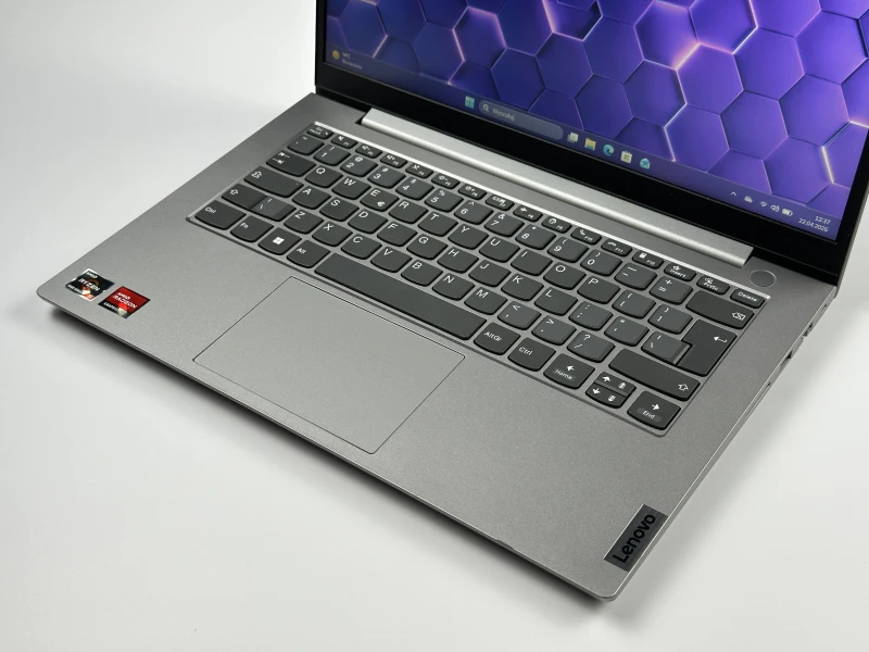 Lenovo ThinkBook 14 G3 ACL Ryzen 5 5500U, 16GB RAM, SSD 512GB. Lekki laptop do pracy biurowej i biznesu z czytnikiem linii papilarnych i FHD.