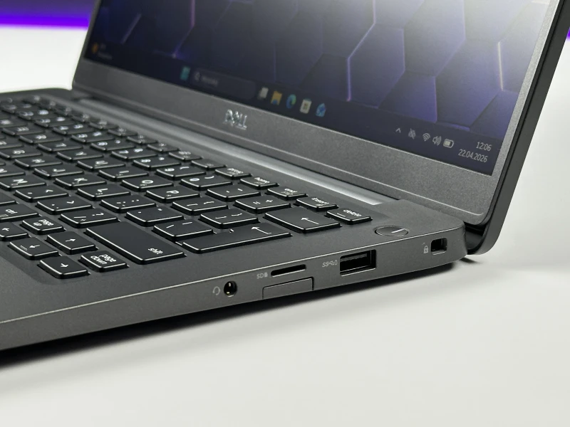Dell Latitude 7400 - procesor i5-8365U, ekran 14" FHD. Biznesowy ultrabook z lekką obudową Carbon – idealny do pracy mobilnej i biura.