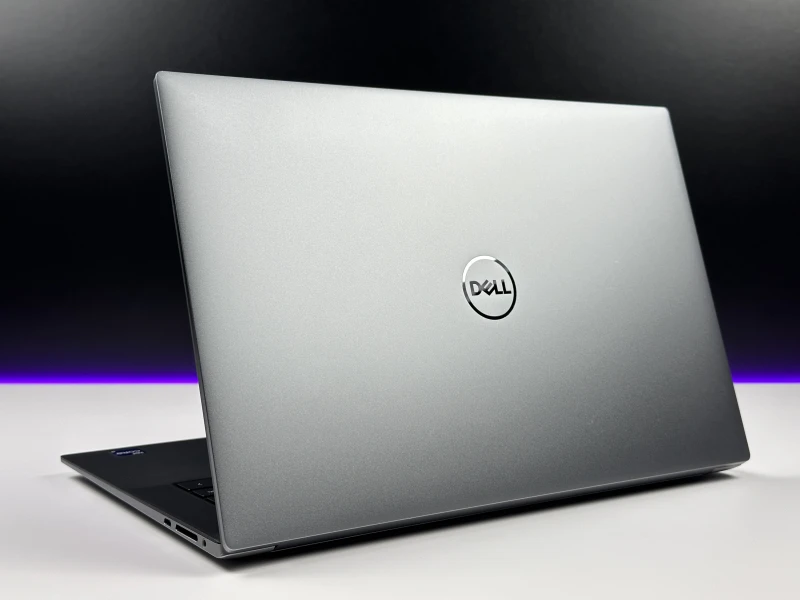 Dell Precision 5570 - procesor i9-12900H, 15.6" 4K UHD+, RTX A2000. Mobilna stacja robocza do CAD, 3D i projektowania, klawiatura US/QWERTY PL.