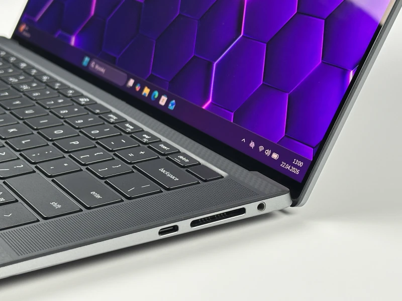 Dell Precision 5570 - procesor i9-12900H, 15.6" 4K UHD+, RTX A2000. Mobilna stacja robocza do CAD, 3D i projektowania, klawiatura US/QWERTY PL.