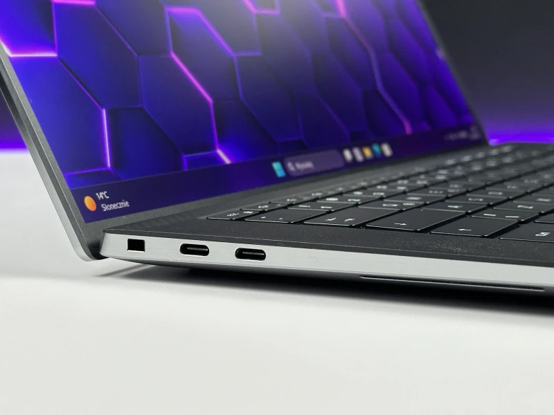 Dell Precision 5560 | i7-11850H, RTX A2000 – stacja robocza łącząca smukłą konstrukcję z ogromną mocą do projektów CAD, 3D i pracy kreatywnej.