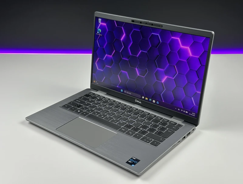 Dell Latitude 7420 - procesor i5-1135G7, 8GB RAM, 14" FHD. Aluminiowa obudowa i czytnik linii papilarnych – lekki laptop biznesowy do pracy mobilnej.