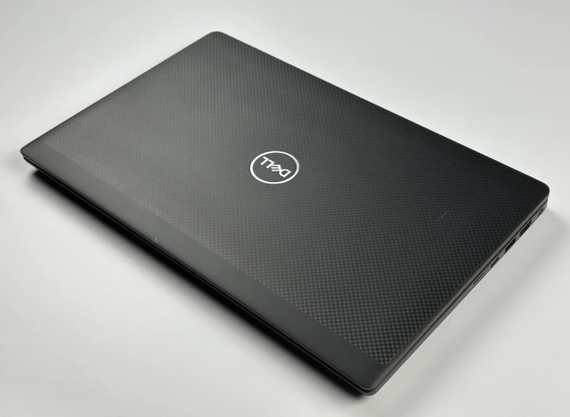 Dell Latitude 7420 z i5-1145G7 i dotykowym ekranem FHD – smukły i funkcjonalny ultrabook biznesowy do pracy mobilnej i zadań biurowych.