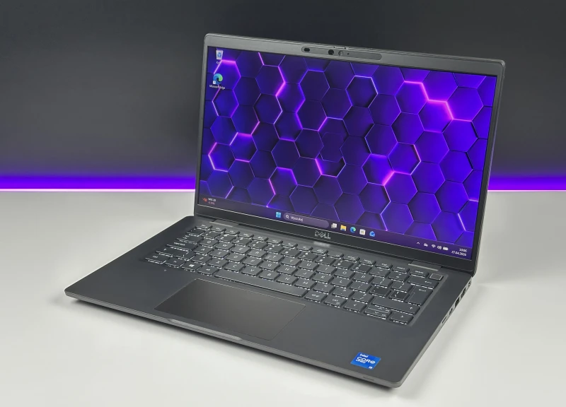 Dell Latitude 7420 z i5-1145G7 i dotykowym ekranem FHD – smukły i funkcjonalny ultrabook biznesowy do pracy mobilnej i zadań biurowych.
