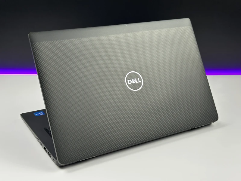 Dell Latitude 7420 z i5-1145G7 i dotykowym ekranem FHD – smukły i funkcjonalny ultrabook biznesowy do pracy mobilnej i zadań biurowych.