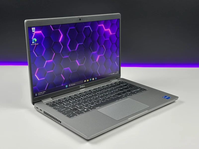 Dell Latitude 5420 z i5-1135G7 – wydajny laptop biznesowy do pracy biurowej, nauki i codziennych zadań. Mobilny, szybki, niezawodny i profesjonalny.