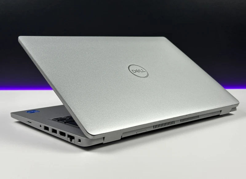 Dell Latitude 5420 z i5-1135G7 – wydajny laptop biznesowy do pracy biurowej, nauki i codziennych zadań. Mobilny, szybki, niezawodny i profesjonalny.