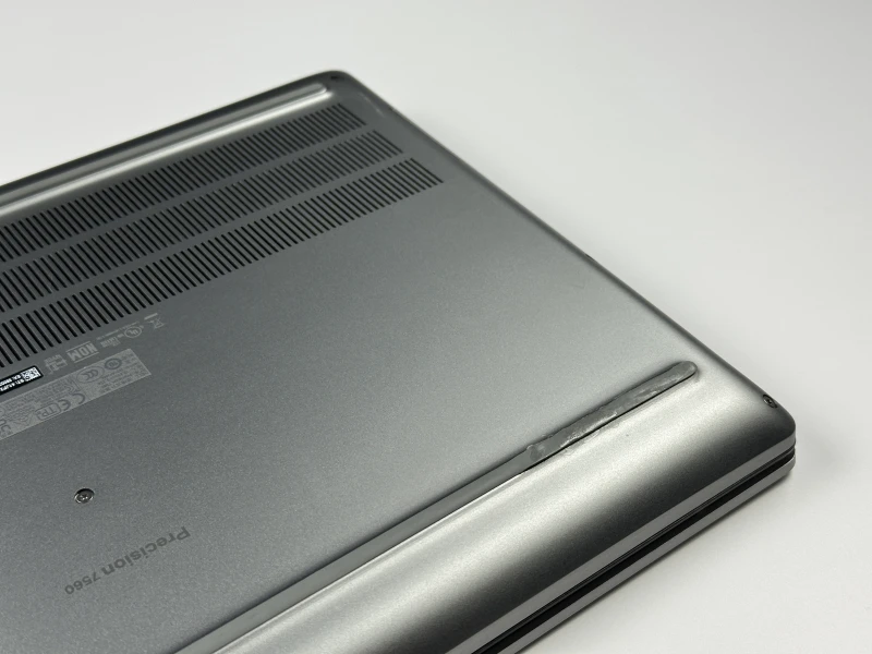 Dell Precision 7560 - procesor i7-11800H, 15.6" dotykowy ekran, RTX A2000. Profesjonalna stacja robocza do CAD, 3D i zaawansowanych zastosowań.