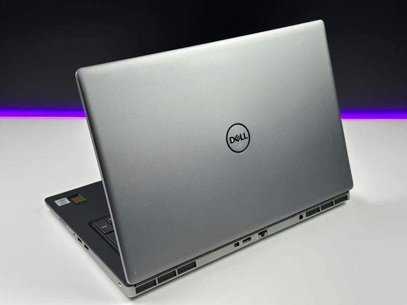 Dell Precision 7750 z i7-10850H i RTX3000 – profesjonalna stacja robocza stworzona do grafiki 3D, CAD i wymagających projektów inżynieryjnych.