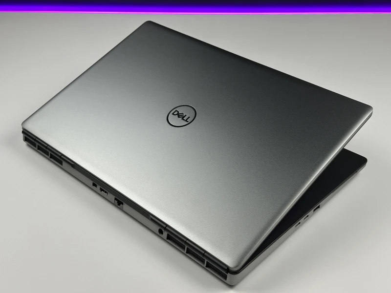Dell Precision 7760 i7-11850H, RTX A3000, matryca 17,3" 4K 120Hz – mobilna stacja robocza do CAD, 3D i zaawansowanych projektów z klawiaturą US.