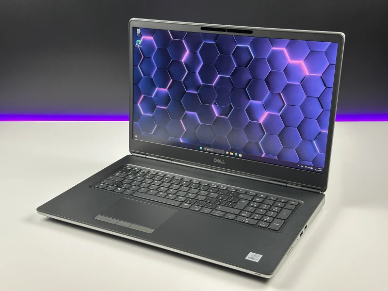 Dell Precision 7750 z i7-10850H i RTX4000 – profesjonalna stacja robocza stworzona do grafiki 3D, CAD i wymagających projektów inżynieryjnych.