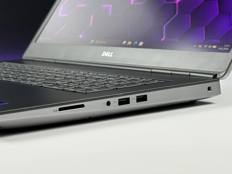 Dell Precision 7760 - i9-11950H, ekran 17.3" 4K UHD 120Hz, RTX A4000. Wydajna stacja robocza do CAD i 3D, stworzona do zaawansowanej pracy.