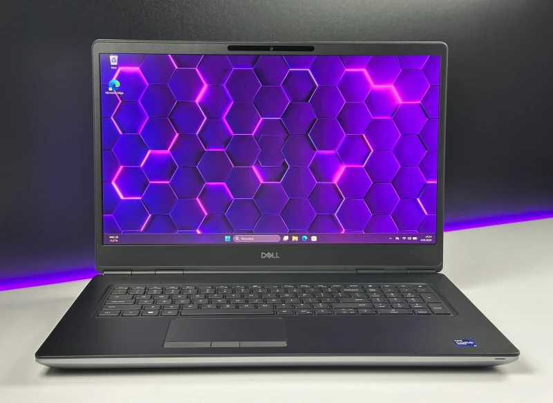 Dell Precision 7760 - i9-11950H, ekran 17.3" 4K UHD 120Hz, RTX A4000. Wydajna stacja robocza do CAD i 3D, stworzona do zaawansowanej pracy.