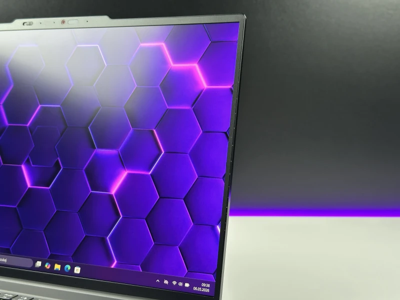 Lenovo ThinkPad P1 Gen 7 procesor Ultra 9 185H, 64GB CAMM2, RTX 2000 Ada, 16" FHD+ – topowa mobilna stacja robocza z Wi-Fi 7 i klawiaturą US.