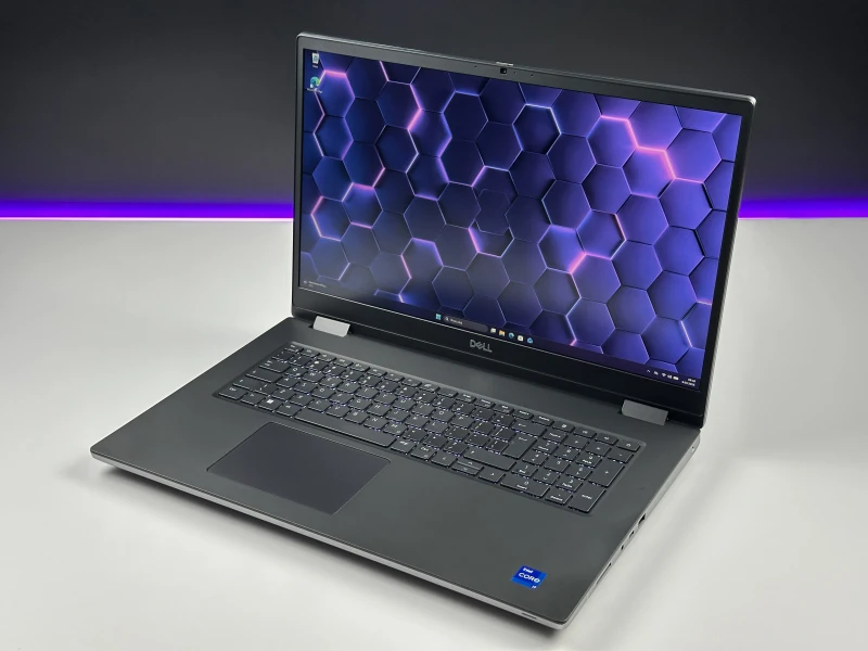 Dell Precision 7770 - i7-12850HX, 17.3" FHD, RTX 3080 Ti (16GB!), pamięć DDR5. Topowa stacja robocza do 3D, CAD i wymagających projektów.