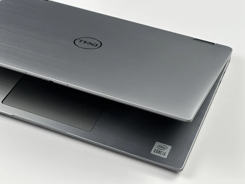 DELL Latitude 7410 2in1 to laptop i tablet w jednym. Wszechstronny i wydajny. Do pracy, nauki i rozrywki. Dotykowa matryca FHD, system Chrome OS.