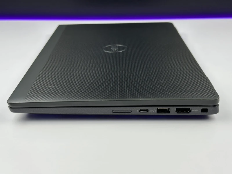 Dell-Latitude-7430---i7-1265U,-32GB-RAM.-Lekki-ultrabook-biznesowy-z-obudowa-Carbon,-stworzony-do-intensywnej-pracy-mobilnej-i-wielozadaniowosci. (1)MM.jpg