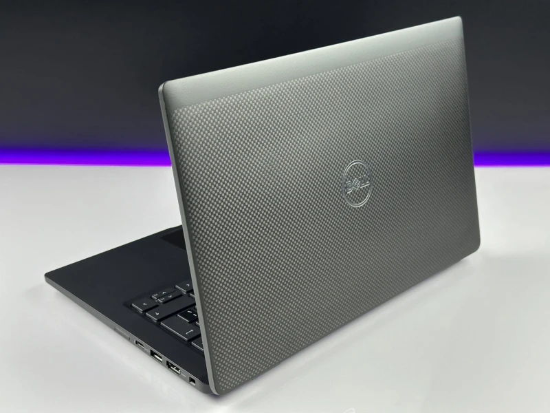 Dell-Latitude-7430---i7-1265U,-32GB-RAM.-Lekki-ultrabook-biznesowy-z-obudowa-Carbon,-stworzony-do-intensywnej-pracy-mobilnej-i-wielozadaniowosci. (1)MMM.jpg