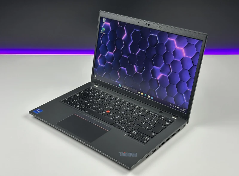 Lenovo ThinkPad L14 Gen 4 - nowoczesny laptop biznesowy z wydajnym procesorem Intel 13. generacji, idealny do pracy biurowej i mobilnej.
