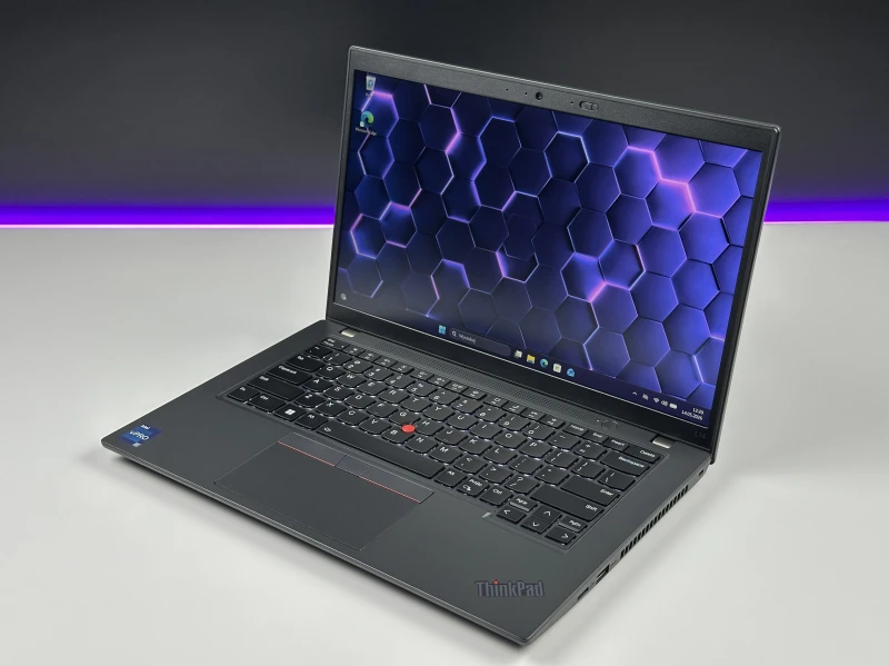 Lenovo ThinkPad L14 Gen 4 z i7-1365U, FHD i klawiaturą PL QWERTY – wydajność, wygoda i niezawodność w pracy i codziennym użytkowaniu.