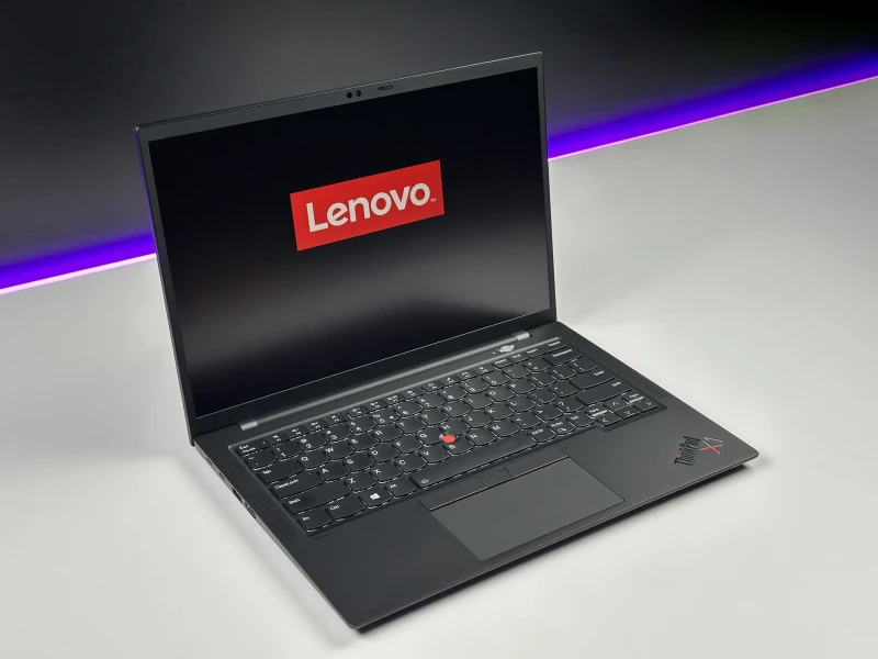 Lenovo ThinkPad X1 Carbon Gen 9 i7-1185G7, 16GB, 14" FHD+ – ultralekki laptop biznesowy z podświetlaną klawiaturą US i obsługą polskich znaków. Lenovo ThinkPad X1 Carbon Gen 9 i7-1185G7, 16GB, 14" FHD+ – ultralekki laptop biznesowy z podświetlaną klawiaturą US i obsługą polskich znaków.