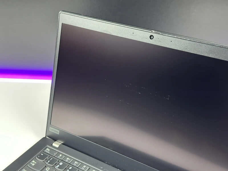 Lenovo ThinkPad X13 Gen 1 i7-10610U, 16GB RAM, dotykowy ekran 13,3" FHD   – kompaktowy laptop biznesowy do pracy mobilnej i codziennej.