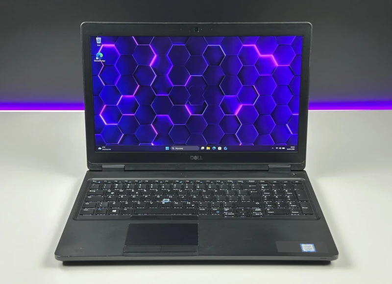 Dell Latitude 5590 - i5-8350U, 15.6", modem LTE. Uniwersalny laptop biznesowy do pracy z dedykowaną grafiką i szerokimi możliwościami łączności.