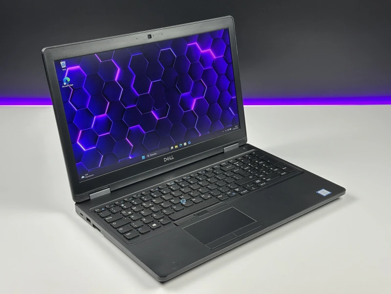 Dell Latitude 5590 - i5-8350U, 15.6", modem LTE. Uniwersalny laptop biznesowy do pracy z dedykowaną grafiką i szerokimi możliwościami łączności.