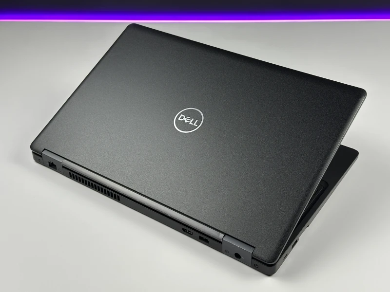 Dell Latitude 5590 - i5-8350U, 15.6", modem LTE. Uniwersalny laptop biznesowy do pracy z dedykowaną grafiką i szerokimi możliwościami łączności.