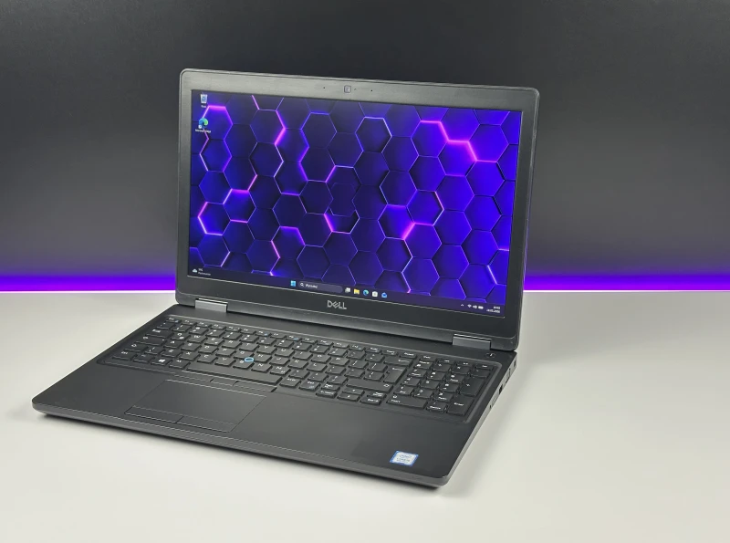 Dell Latitude 5590 - i5-8350U, 15.6", modem LTE. Uniwersalny laptop biznesowy do pracy z dedykowaną grafiką i szerokimi możliwościami łączności.