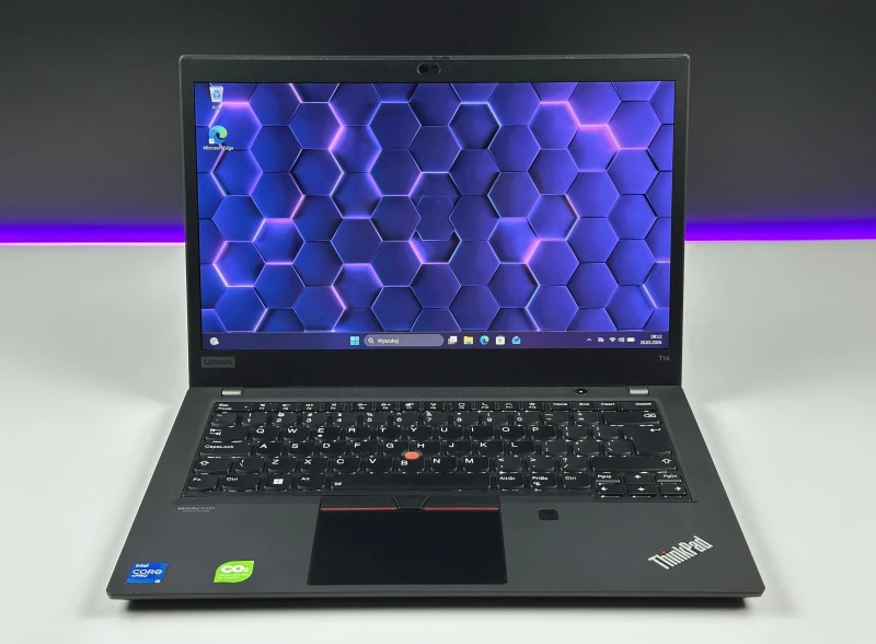 Lenovo ThinkPad T14 Gen 2 i5-1145G7, 14" FHD – biznesowy laptop do pracy biurowej i mobilnej, zapewniający stabilność i komfort użytkowania.