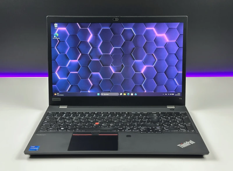 Lenovo ThinkPad T15 Gen 2 z i5-1135G7, ekran FHD 15.6", modem LTE. Laptop biznesowy z energooszczędnym procesorem Intel 11. generacji.