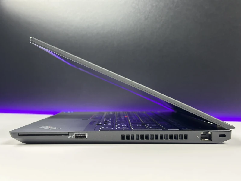 Lenovo ThinkPad T15 Gen 2 z i5-1135G7, ekran FHD 15.6", modem LTE. Laptop biznesowy z energooszczędnym procesorem Intel 11. generacji.
