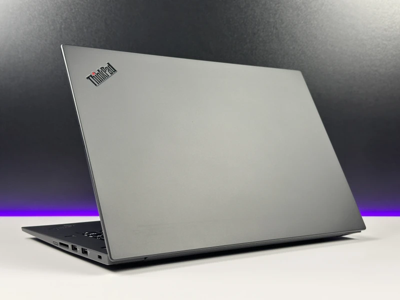 Lenovo ThinkPad P1 Gen 3 - i7-10750H, 15.6" FHD, Quadro T2000, modem LTE. Smukła stacja robocza do CAD, projektowania i zaawansowanej pracy.