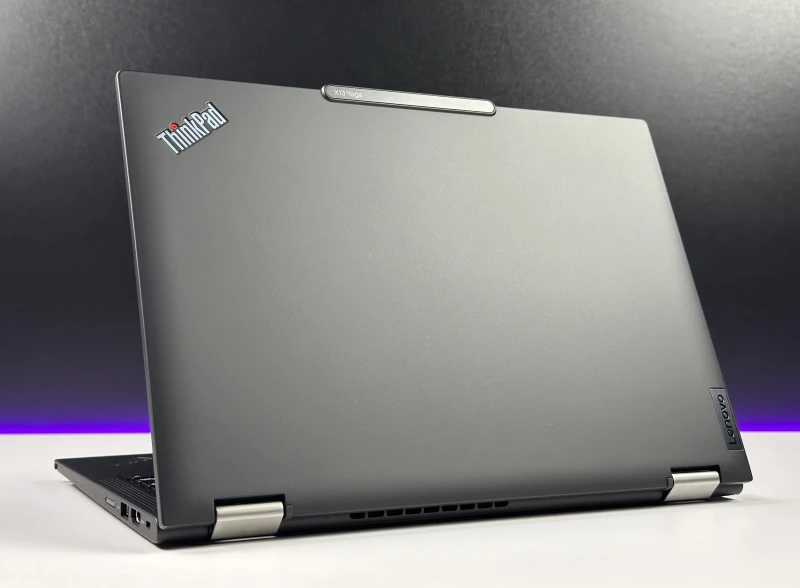 Lenovo ThinkPad X13 Yoga Gen 4 - i5-1345U, 13.3" FHD+ dotyk, modem LTE i rysik w obudowie. Mobilny laptop 2w1 do pracy, notatek i podróży.