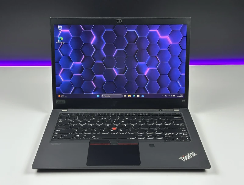 Lenovo ThinkPad T14 Gen 1 - i7-10610U, ekran 14" FHD. Biznesowy laptop z klawiaturą US (QWERTY PL), idealny do pracy biurowej i mobilnej.
