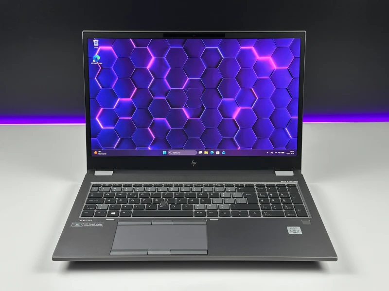 HP ZBook Fury 15 G7 - i7-10850H, ekran 15.6" FHD Sure View, RTX 5000 (16GB). Wydajna stacja robocza do CAD, 3D i profesjonalnych projektów.