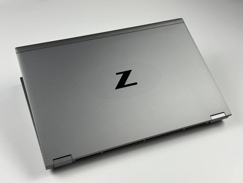 HP ZBook Fury 15 G7 - i7-10850H, ekran 15.6" FHD Sure View, RTX 5000 (16GB). Wydajna stacja robocza do CAD, 3D i profesjonalnych projektów.