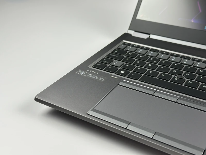 HP ZBook Fury 15 G7 - i7-10850H, ekran 15.6" FHD Sure View, RTX 5000 (16GB). Wydajna stacja robocza do CAD, 3D i profesjonalnych projektów.