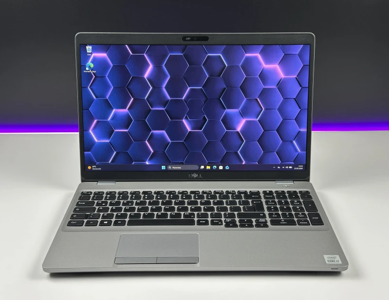 Dell Latitude 5510 – siła klasy biznes. Elegancki, szybki i niezawodny laptop z procesorem i7 - gotowy na intensywne wyzwania codzienności.