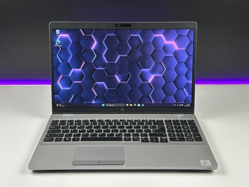 Dell Latitude 5510 – siła klasy biznes. Elegancki, szybki i niezawodny laptop z procesorem i7 - gotowy na intensywne wyzwania codzienności.