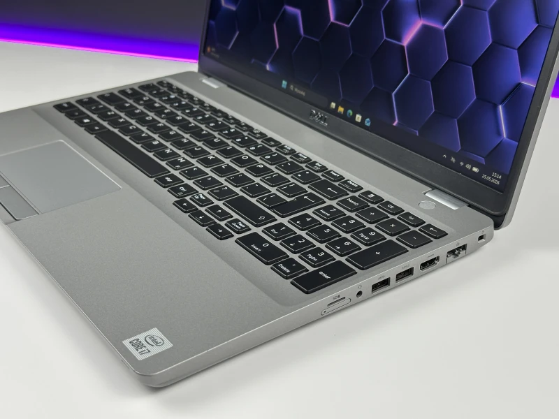 Dell Latitude 5510 – siła klasy biznes. Elegancki, szybki i niezawodny laptop z procesorem i7 - gotowy na intensywne wyzwania codzienności.