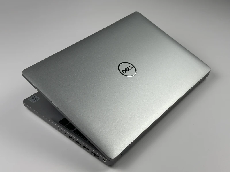 Dell Latitude 5510 – siła klasy biznes. Elegancki, szybki i niezawodny laptop z procesorem i7 - gotowy na intensywne wyzwania codzienności.