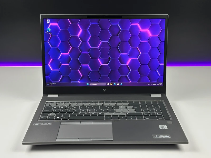 HP ZBook Fury 15 G7 - i7-10850H, ekran 15.6" FHD Sure View, RTX 5000 (16GB). Wydajna stacja robocza do CAD, 3D i profesjonalnych projektów.