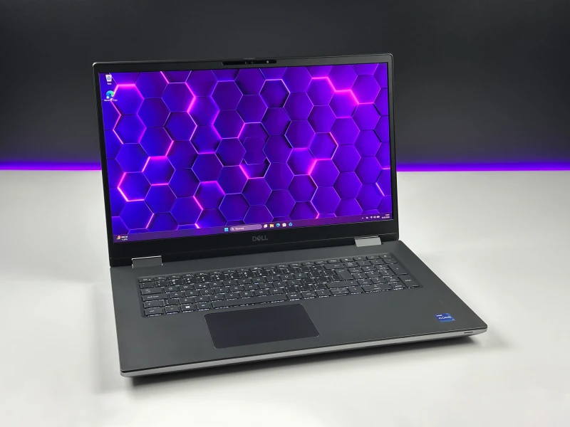 Dell Precision 7770 - i7-12850HX, 17.3" FHD, RTX A4500. Zaawansowana stacja robocza z wydajnym chłodzeniem do profesjonalnych zastosowań. Dell Precision 7770 - i7-12850HX, 17.3" FHD, RTX A4500. Zaawansowana stacja robocza z wydajnym chłodzeniem do profesjonalnych zastosowań.