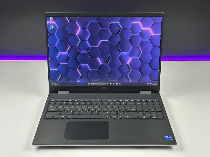 Dell Precision 7670 - i7-12850HX, RTX A2000. Nowoczesna stacja robocza z wydajnym chłodzeniem i obsługą zaawansowanych projektów CAD oraz 3D.